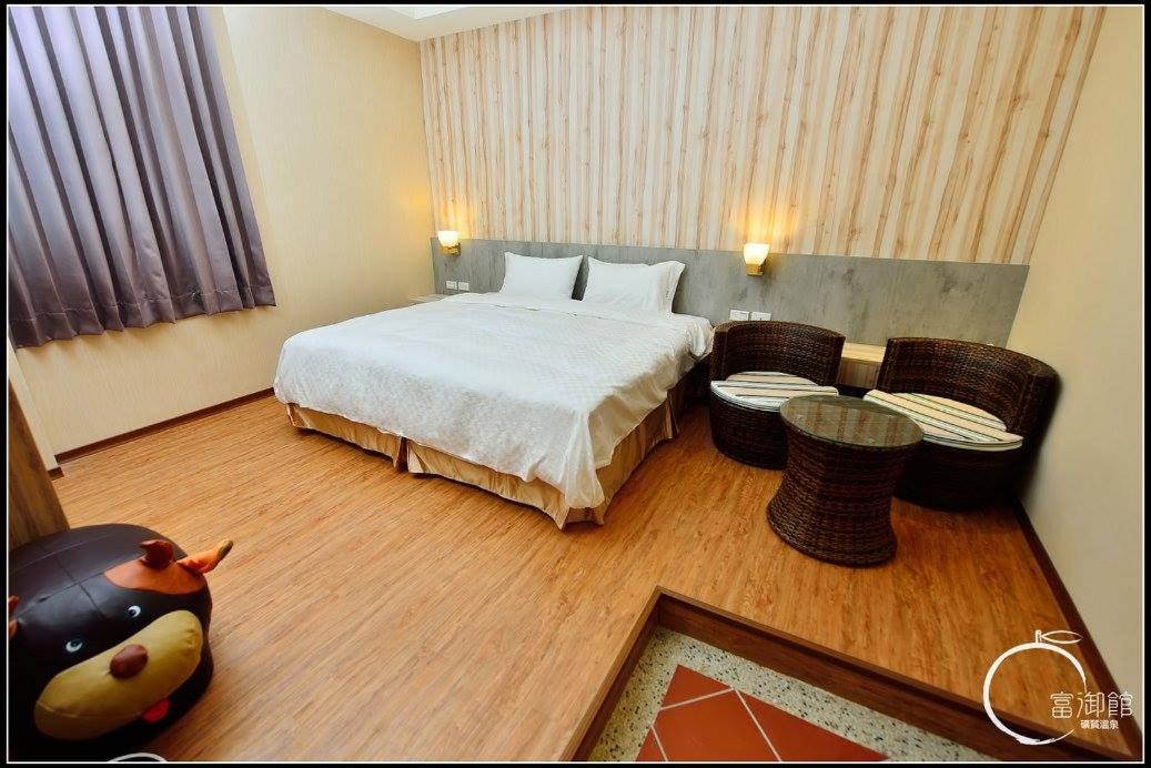 Hotel Fu Yu Spring House Baihe Exterior foto
